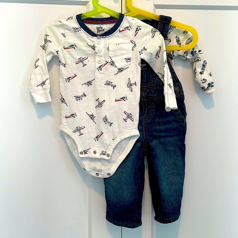 Oshkosh Bgosh set - 2 bodysuits and 1 fleece lined overalls 9 & 9-12 month sizes